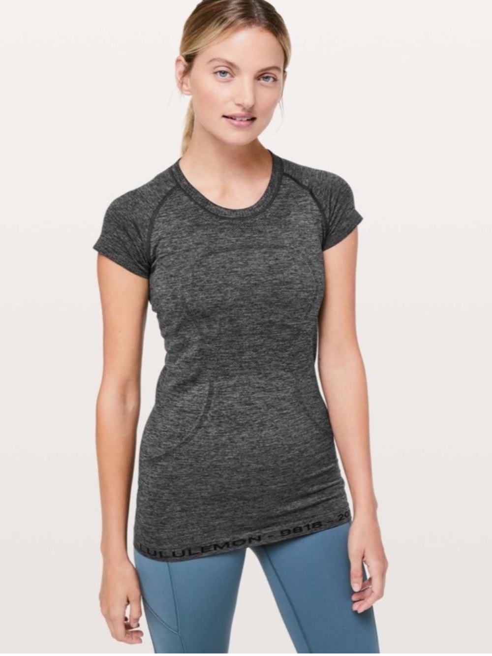 LULULEMON Women’s Swiftly Tech Charcoal Short-sleeve Tshirt